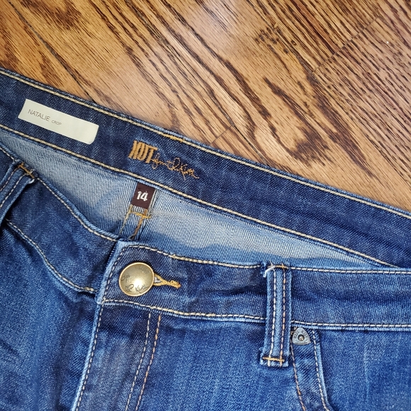 Kut From The Kloth  Natalie Crop Jeans - Picture 4 of 10